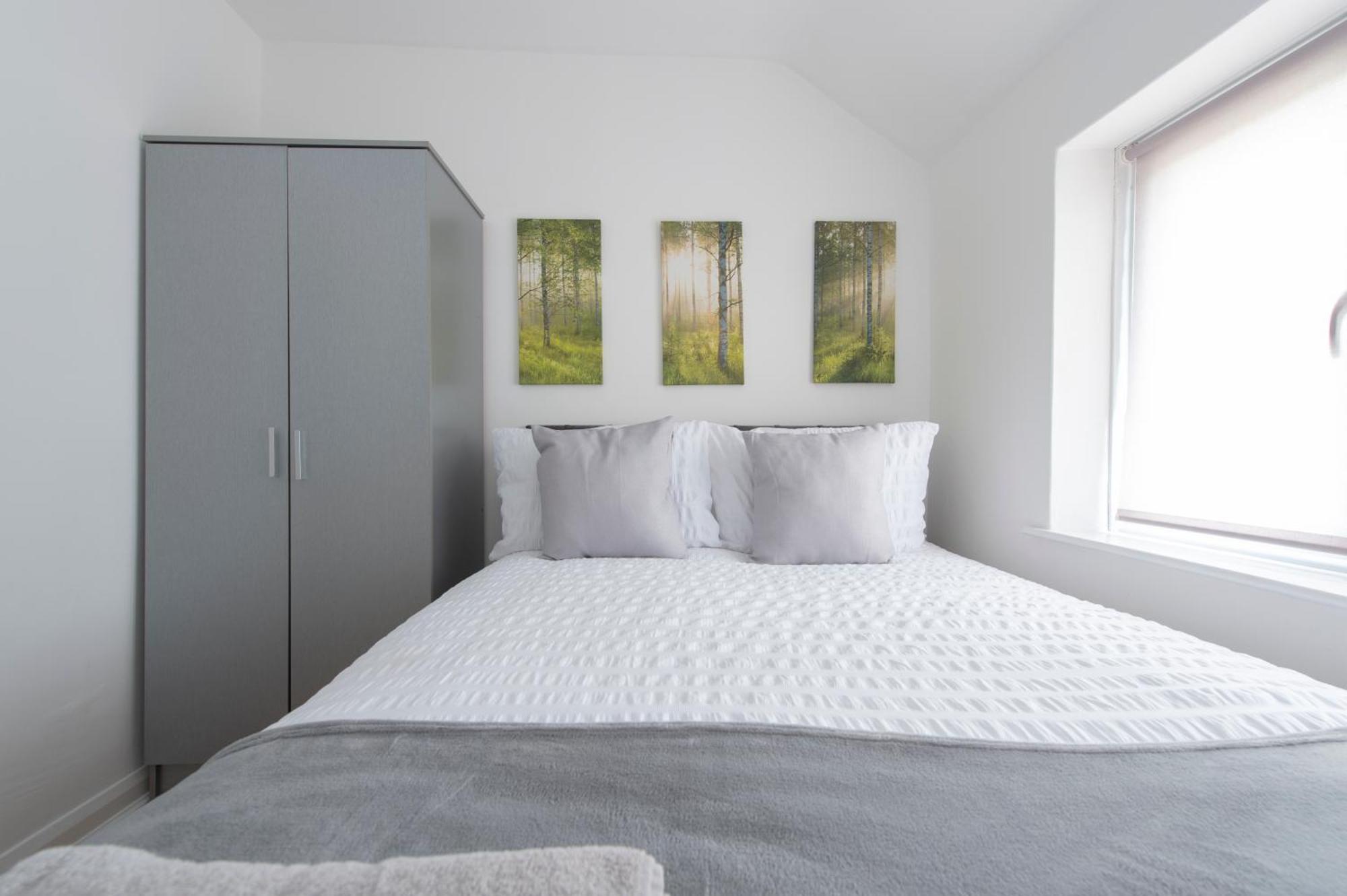 3 Bed House In Rochester 4 Beds Sleeps 7 Wainscot Esterno foto